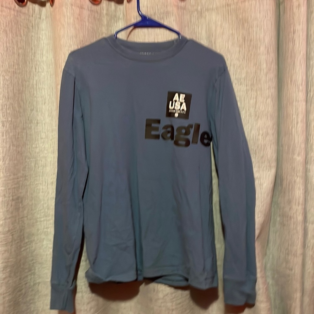 blue long sleeve t